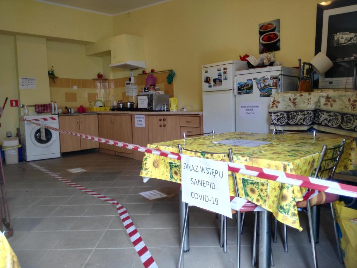 Iwona Hostel - Budget Rooms With Private Bathrooms Sopot Exterior foto
